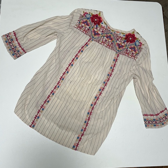 Johnny Was Chrysalis V-Neck Striped Cotton Blouse Embroidered Cream Medium EUC - Picture 2 of 15